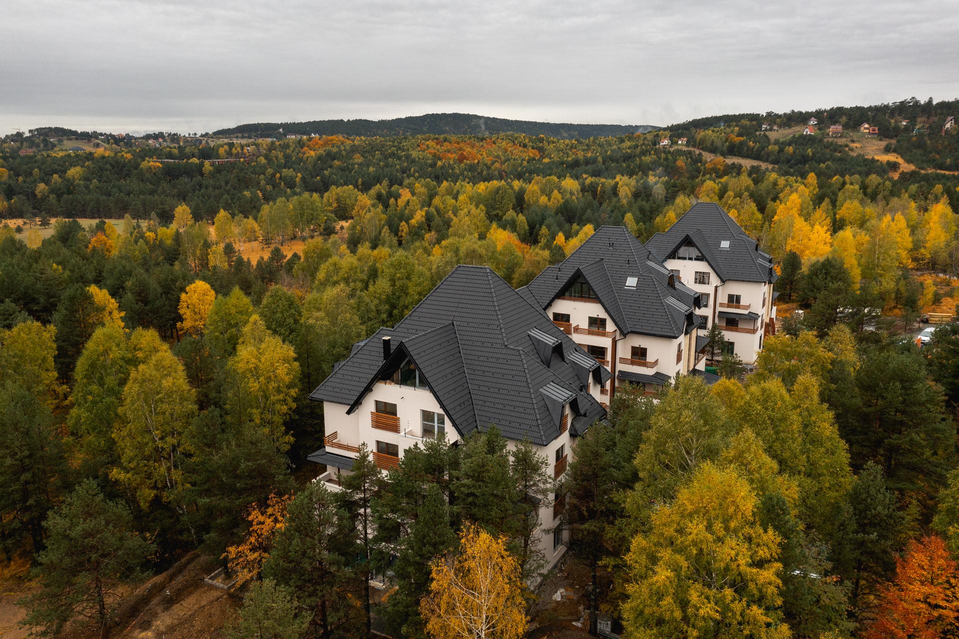 Venue & surroundings